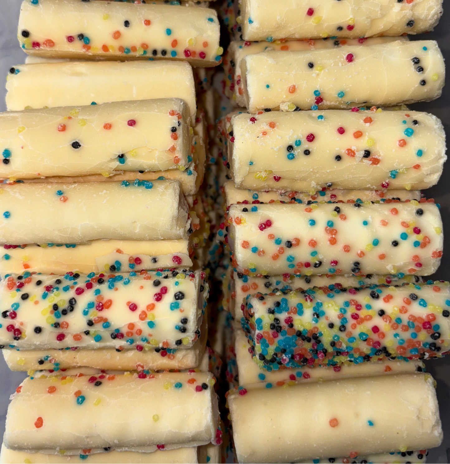 Nuage Chocolat Blanc Fourré Fraise (Lot de 3)